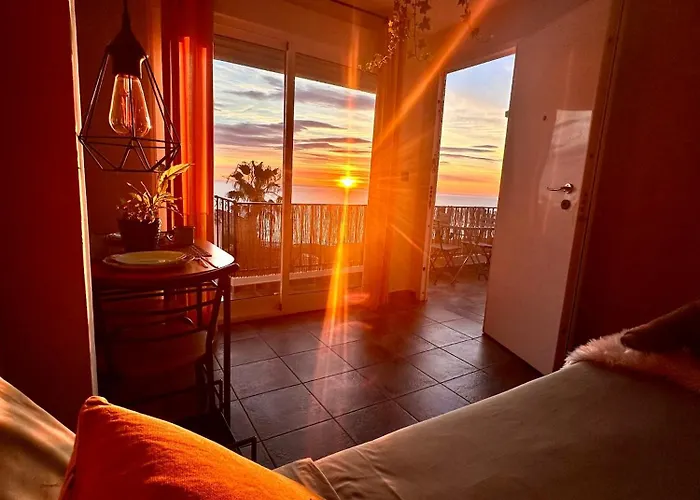 Sunshine Loft アパート